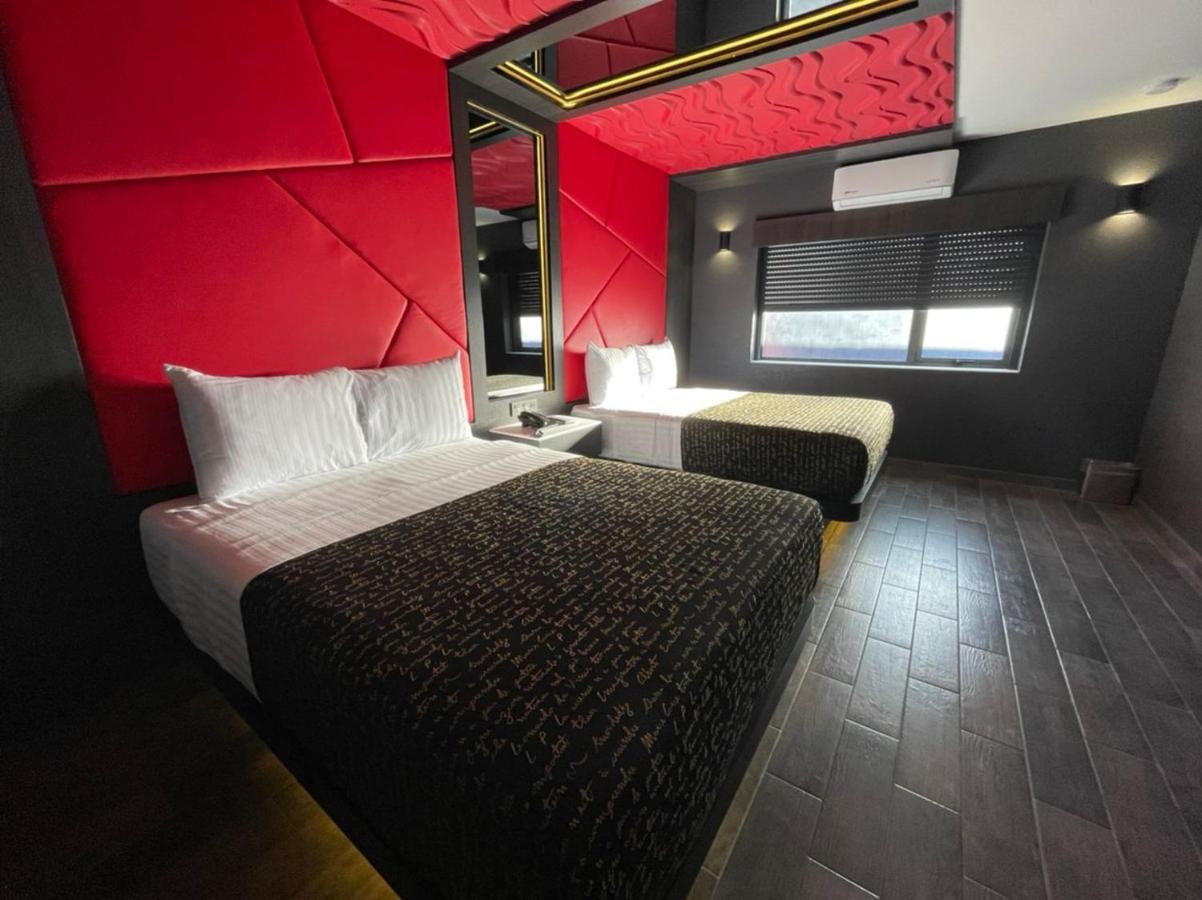 Hotel Passion Secrets Villas And Suites Toluca Bagian luar foto