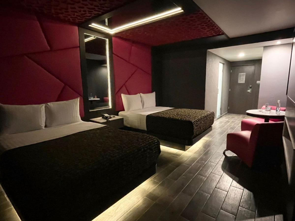 Hotel Passion Secrets Villas And Suites Toluca Bagian luar foto