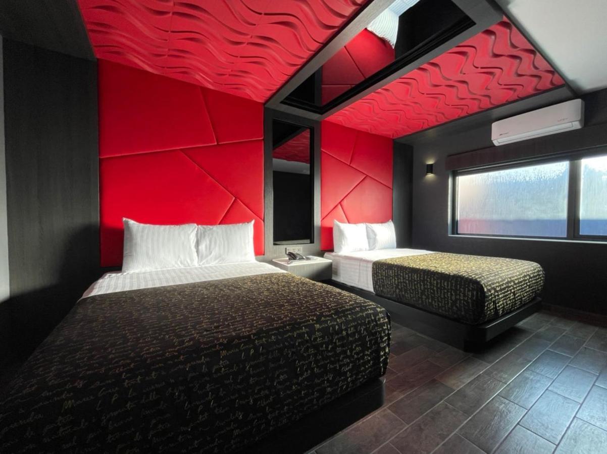 Hotel Passion Secrets Villas And Suites Toluca Bagian luar foto