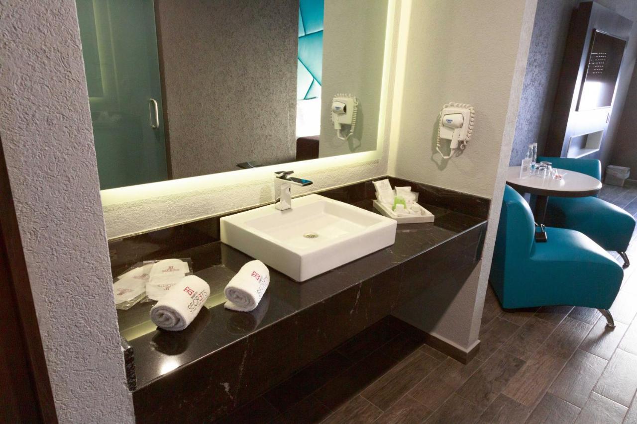 Hotel Passion Secrets Villas And Suites Toluca Bagian luar foto